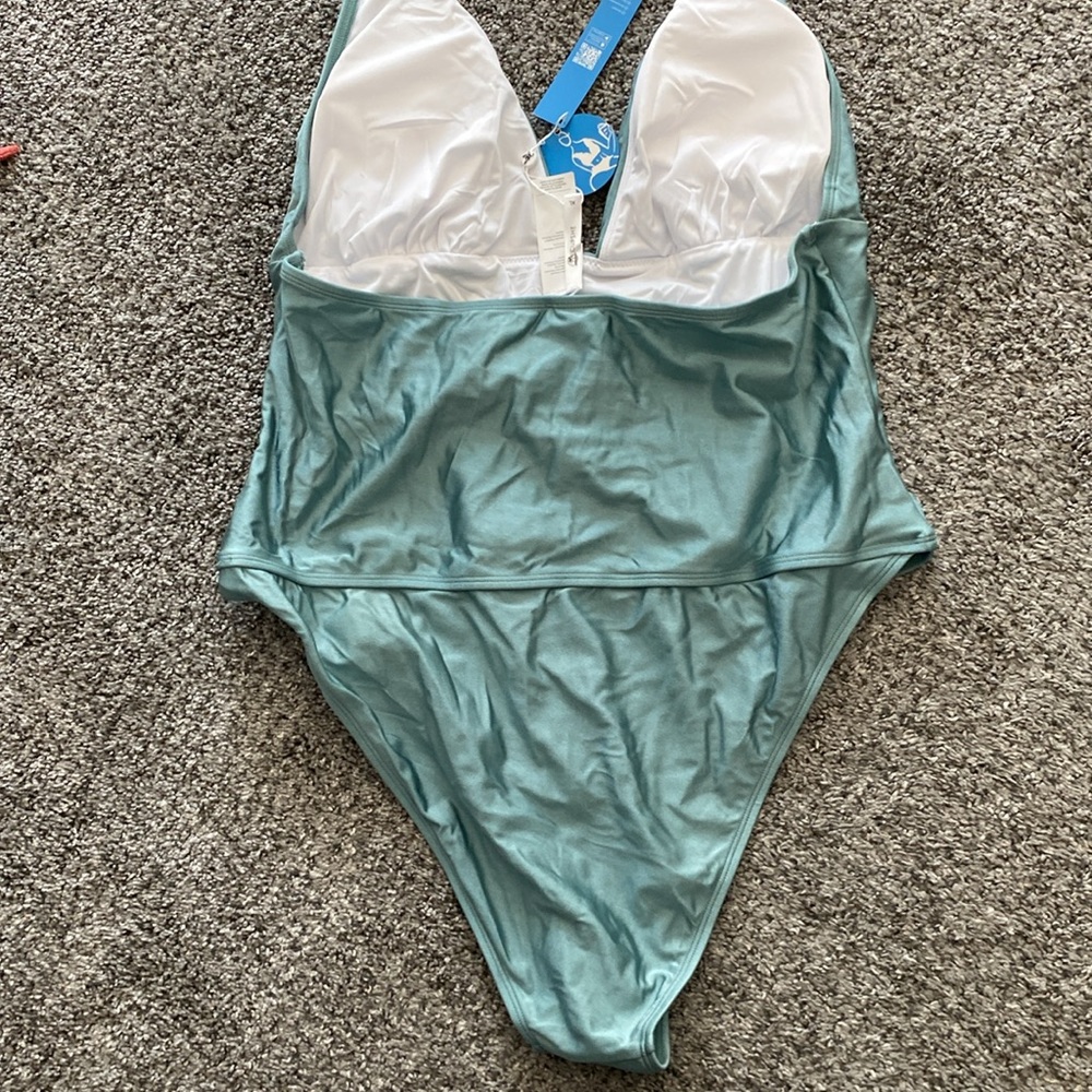 Swim - Picture 5 of 5